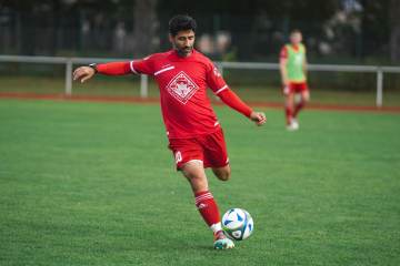 罗德里获FIFA世界杯金球，梅西被十余家媒体评为赛事最佳（配图示意）